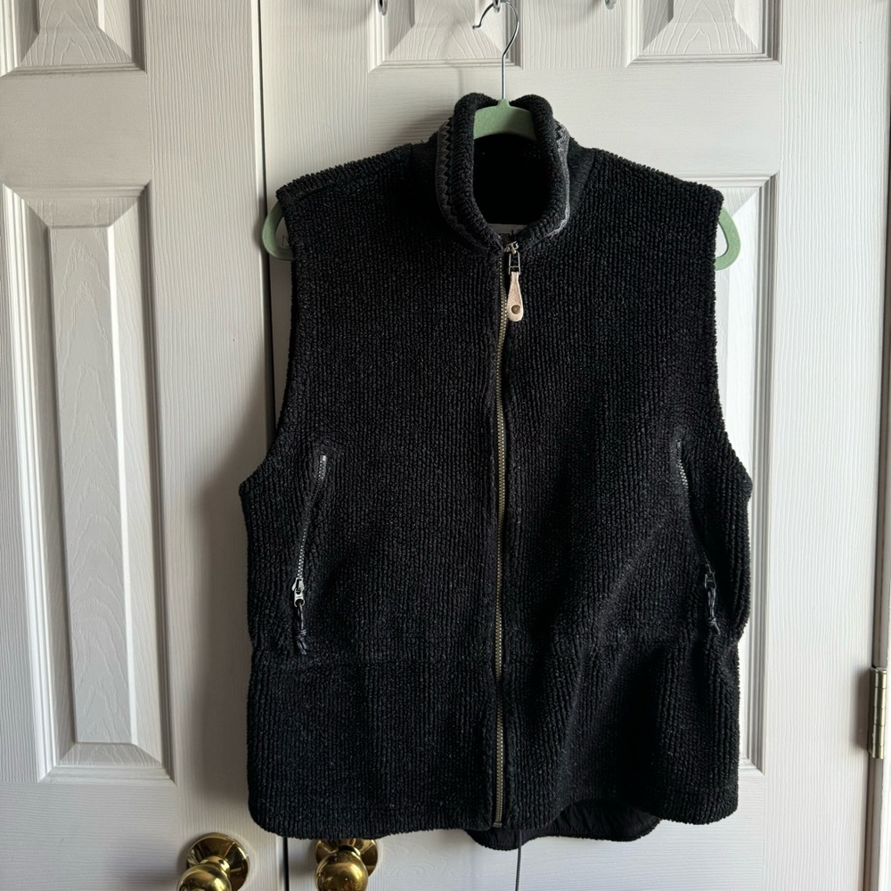 vintage columbia dark gray black knit vest jacket